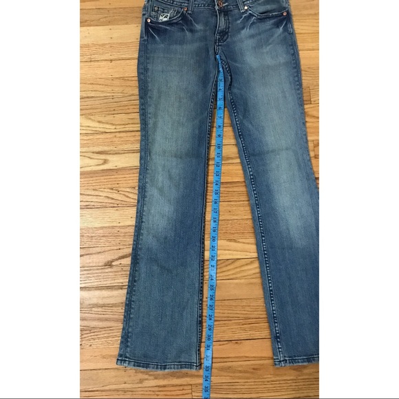 🚨Miss Me Embroidered Jeans—WORN ONCE - Picture 5 of 7